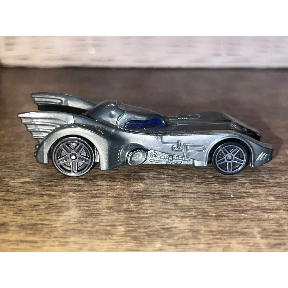 Hot Wheels Batman Batmobile Michael Keaton (1989) Gray Loose Diecast 2015